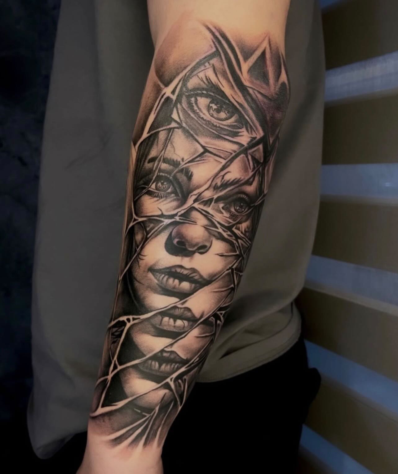 Shattered face realism